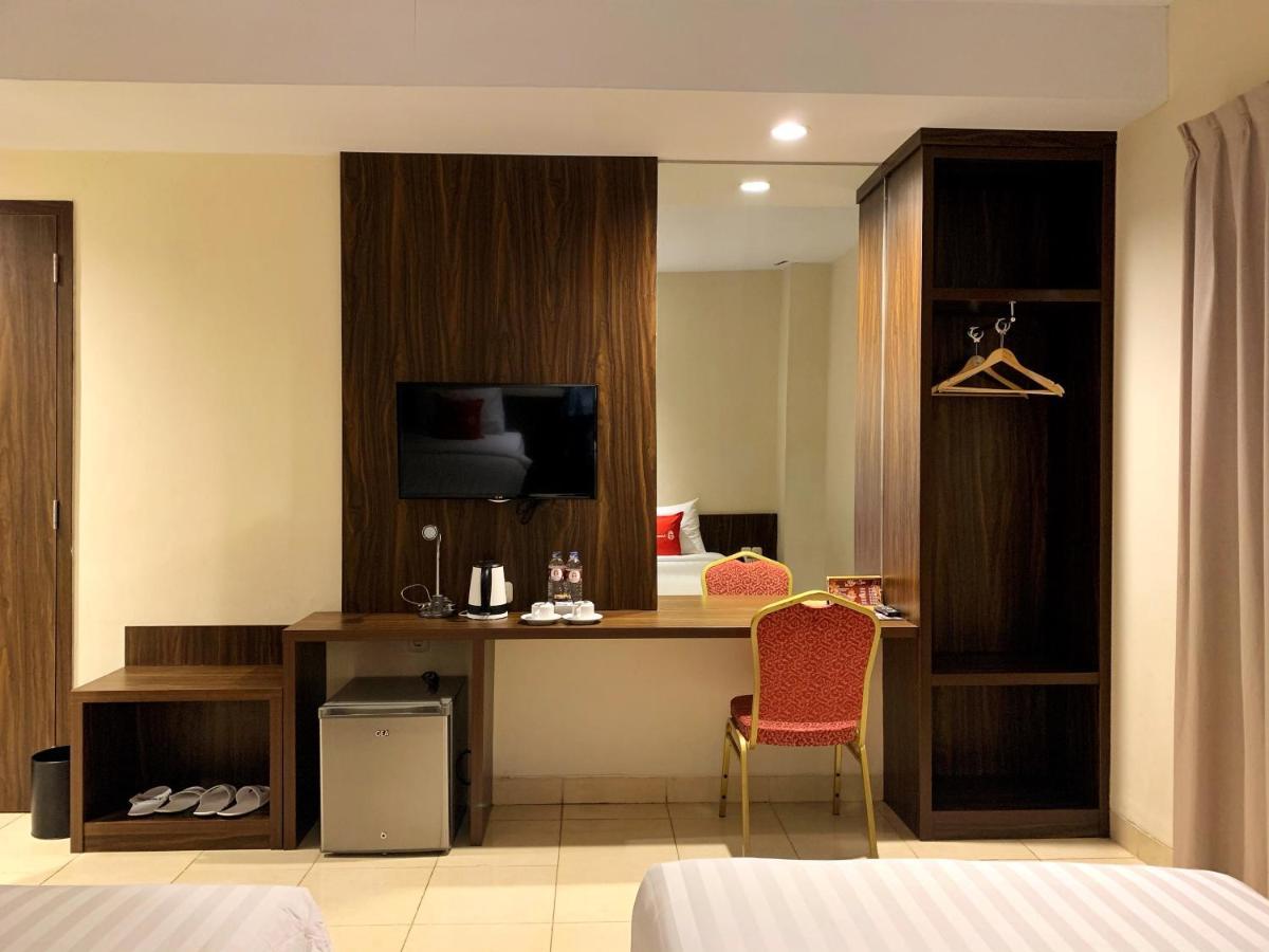 פקאנבארו Ameera Hotel מראה חיצוני תמונה
