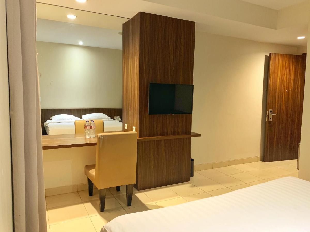 פקאנבארו Ameera Hotel מראה חיצוני תמונה