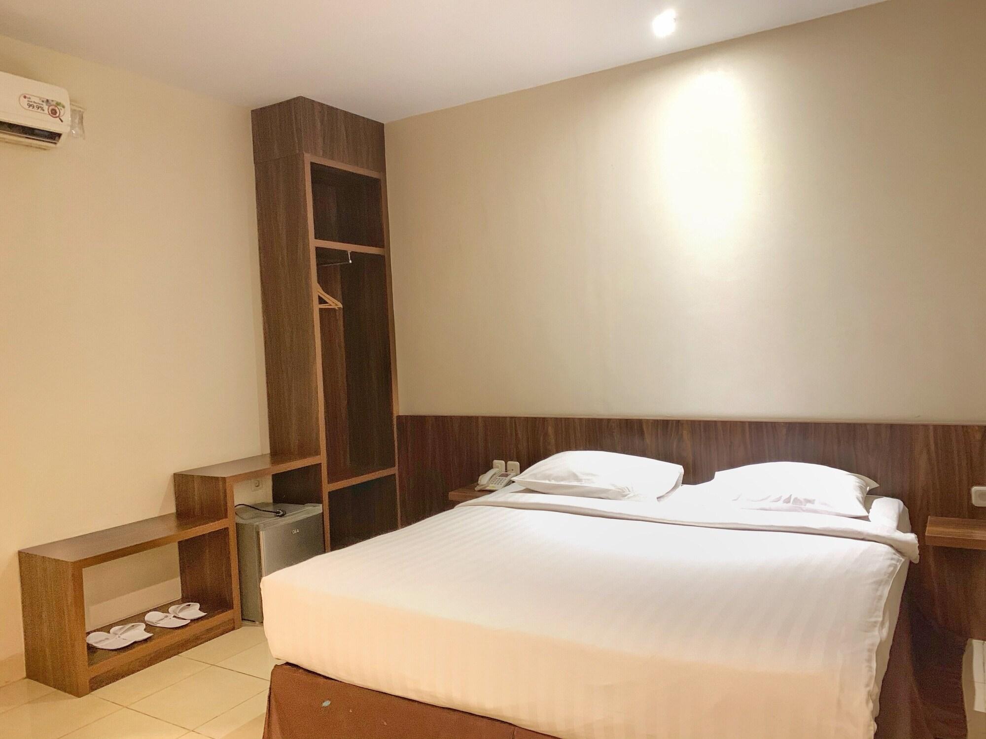 פקאנבארו Ameera Hotel מראה חיצוני תמונה