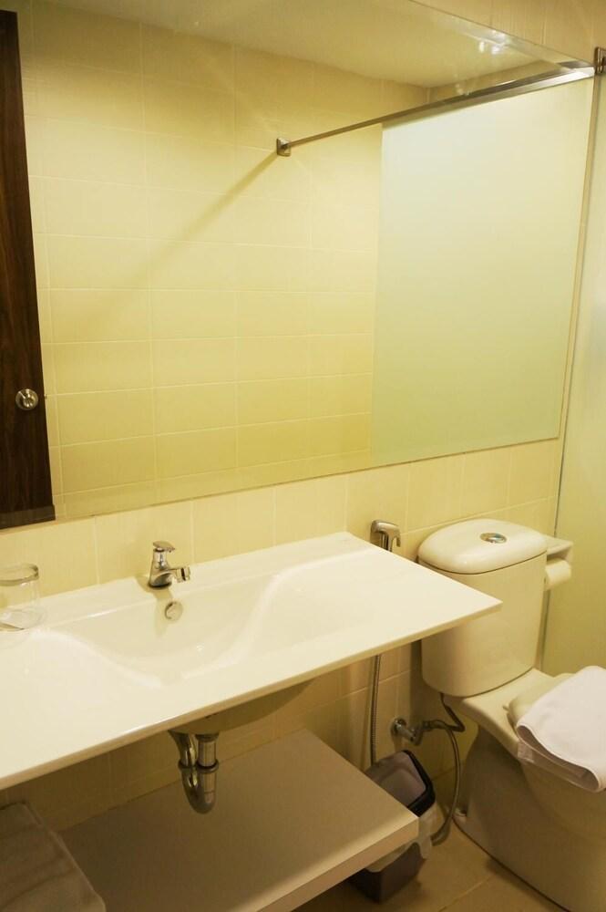 פקאנבארו Ameera Hotel מראה חיצוני תמונה